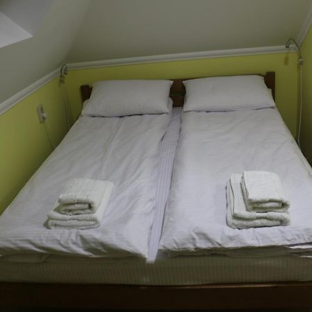 Sweet Home Hostel \u002F Guest House TTchernivtsi Extérieur photo