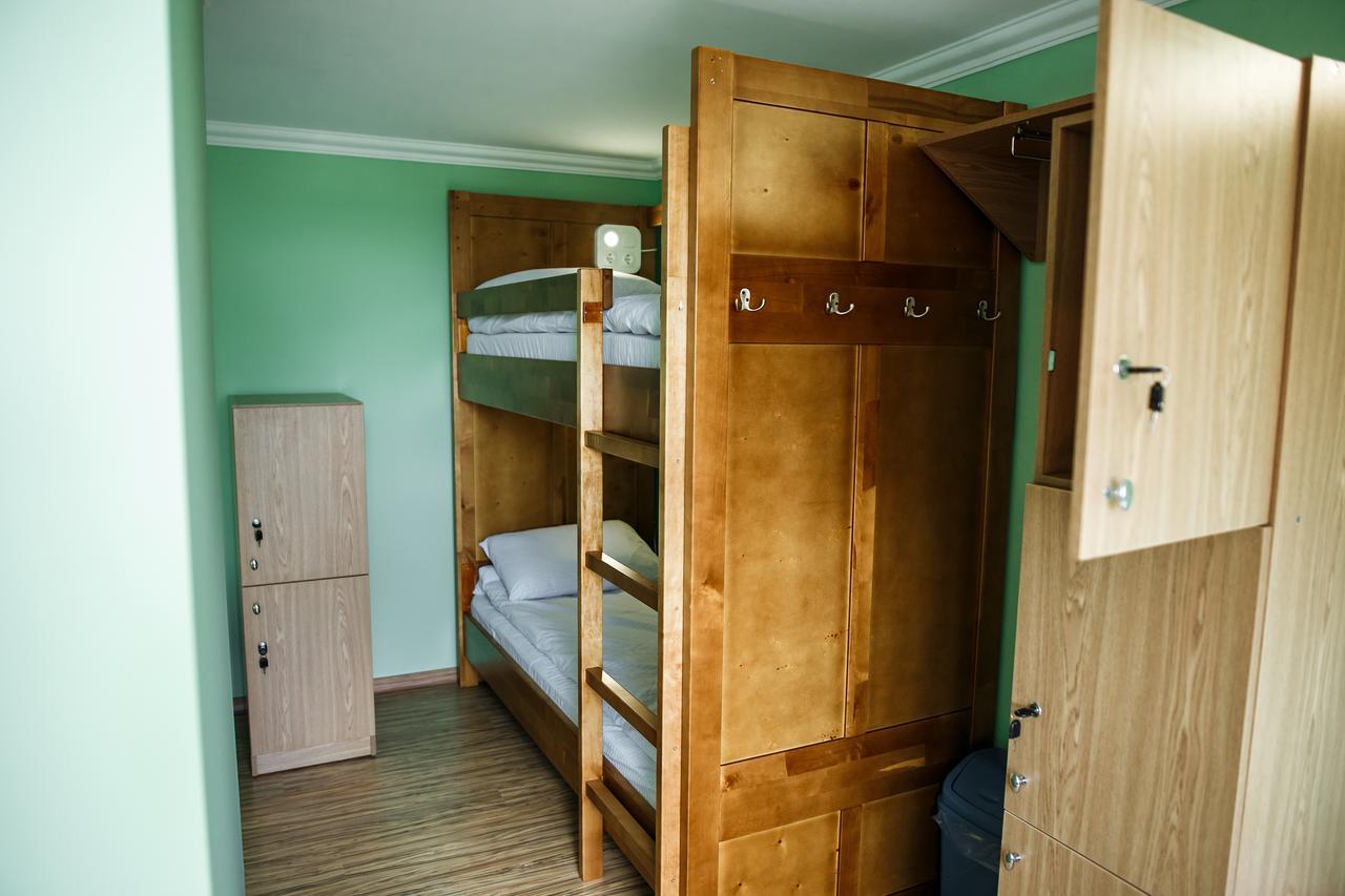 Sweet Home Hostel \u002F Guest House TTchernivtsi Extérieur photo