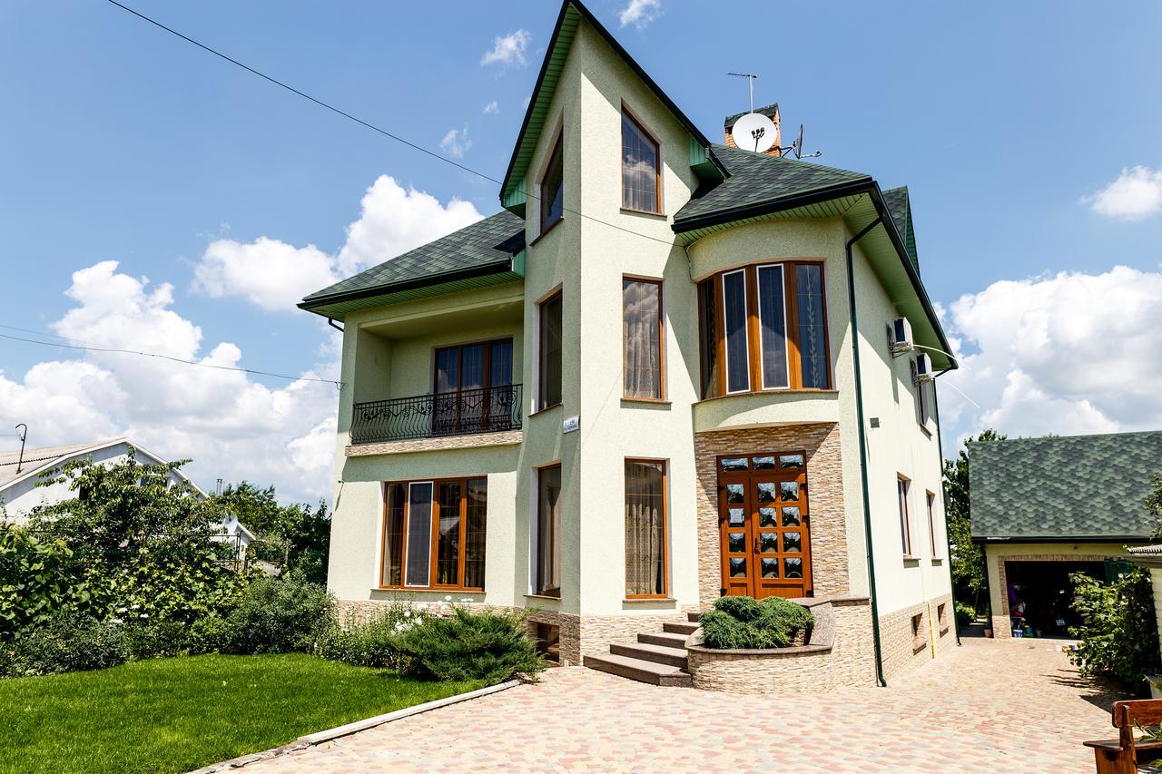 Sweet Home Hostel \u002F Guest House TTchernivtsi Extérieur photo