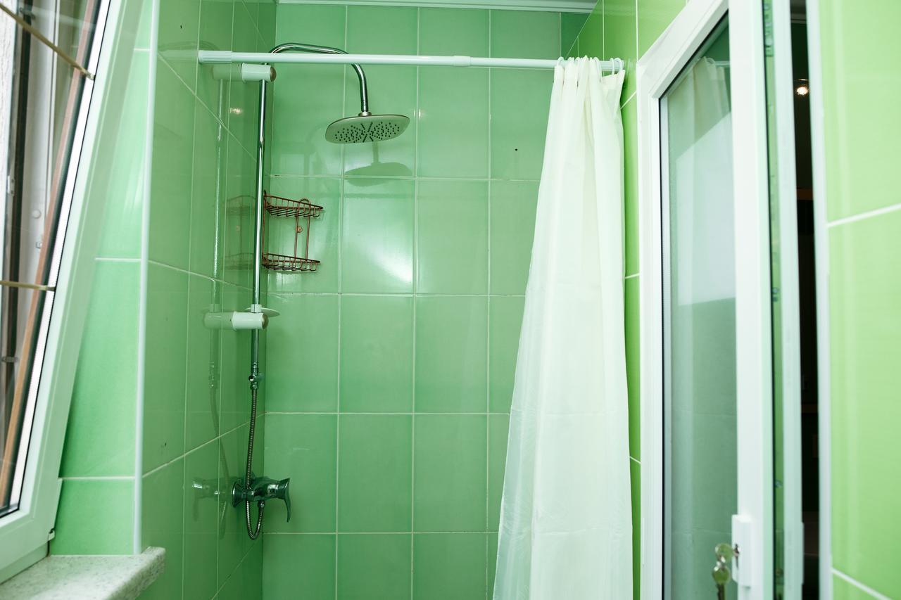 Sweet Home Hostel \u002F Guest House TTchernivtsi Extérieur photo
