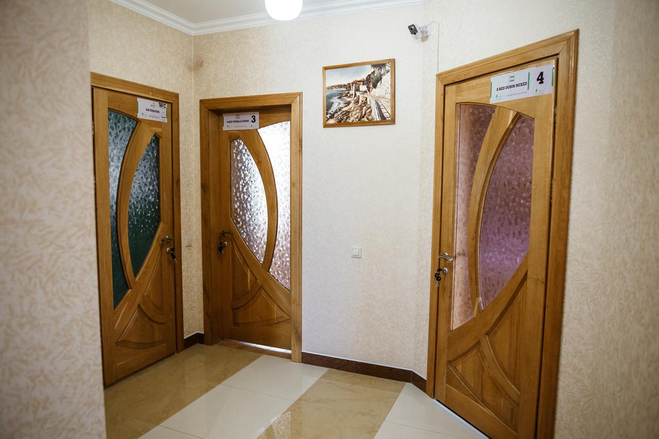 Sweet Home Hostel \u002F Guest House TTchernivtsi Extérieur photo