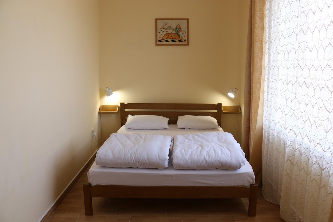 Sweet Home Hostel \u002F Guest House TTchernivtsi Extérieur photo